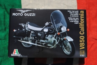 IT4513 MOTO GUZZI V850 California